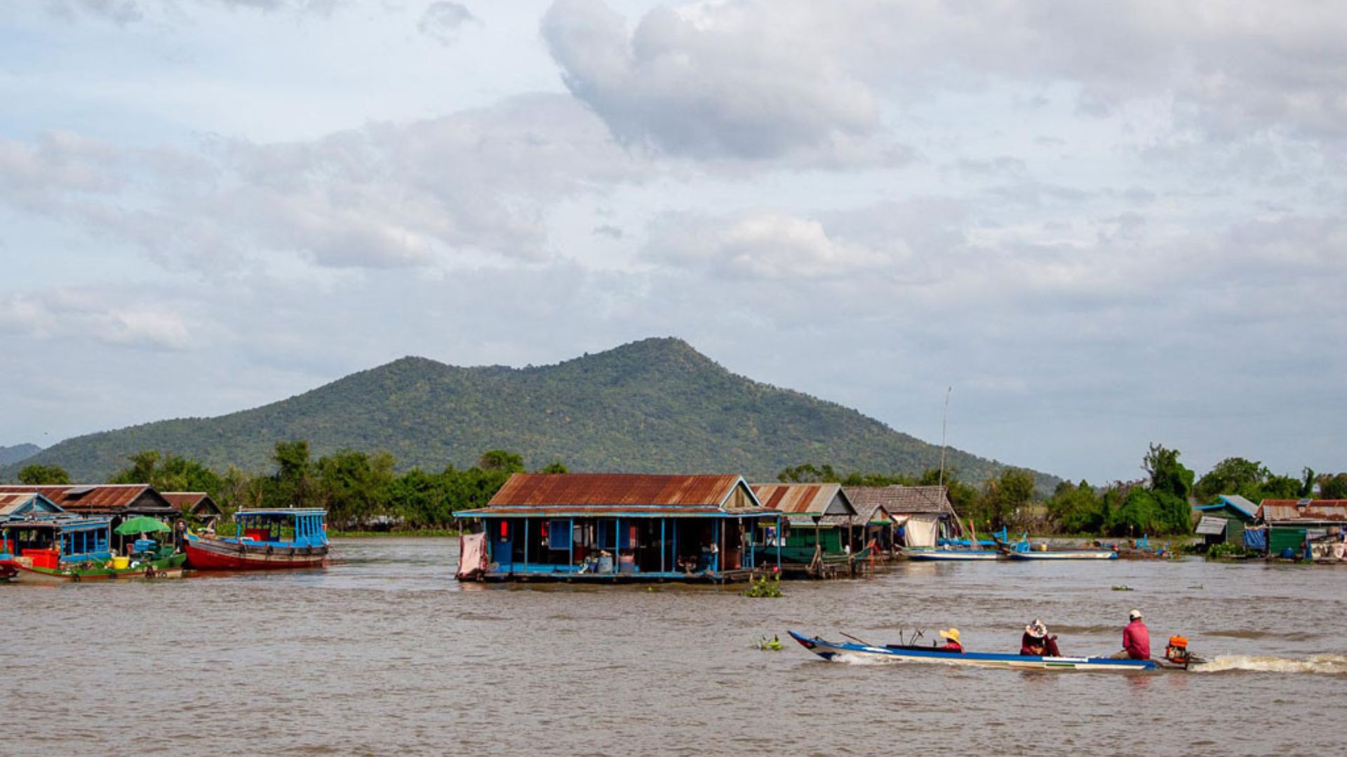 Kampong Chhnang Floating Village