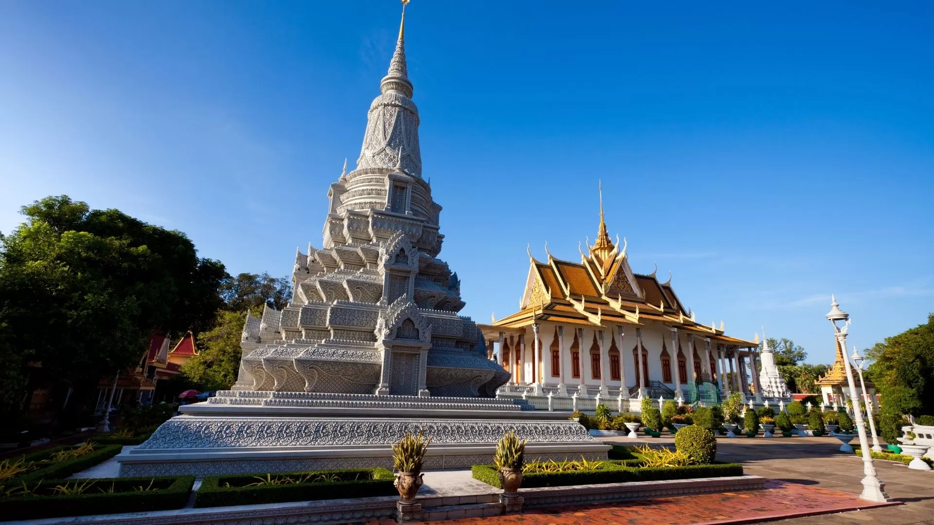 SIlver Pagoda and Grand Palace