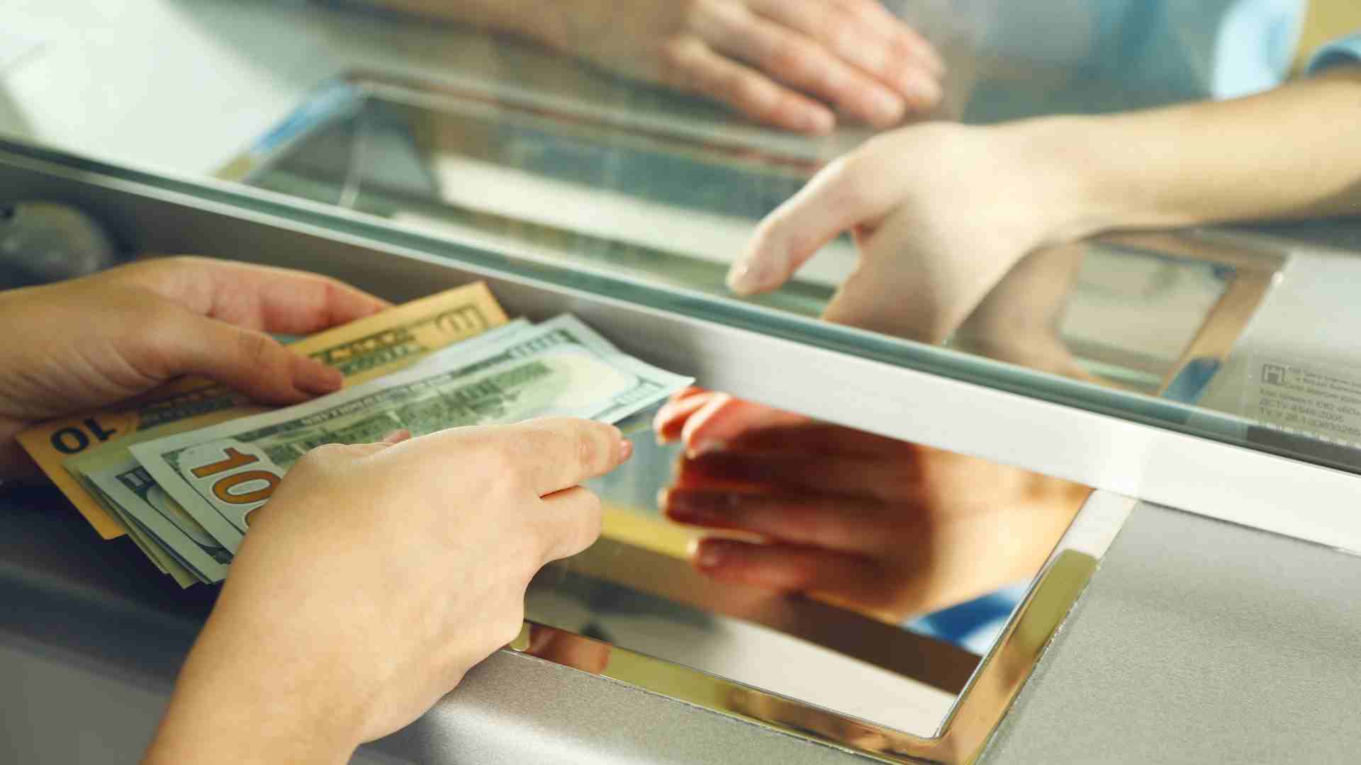 Exchange money at banks