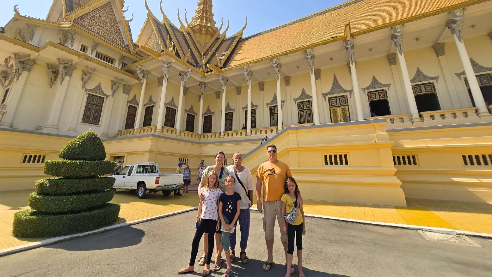 Hanoi Voyages' customers in Royal Palace Phnom Penh