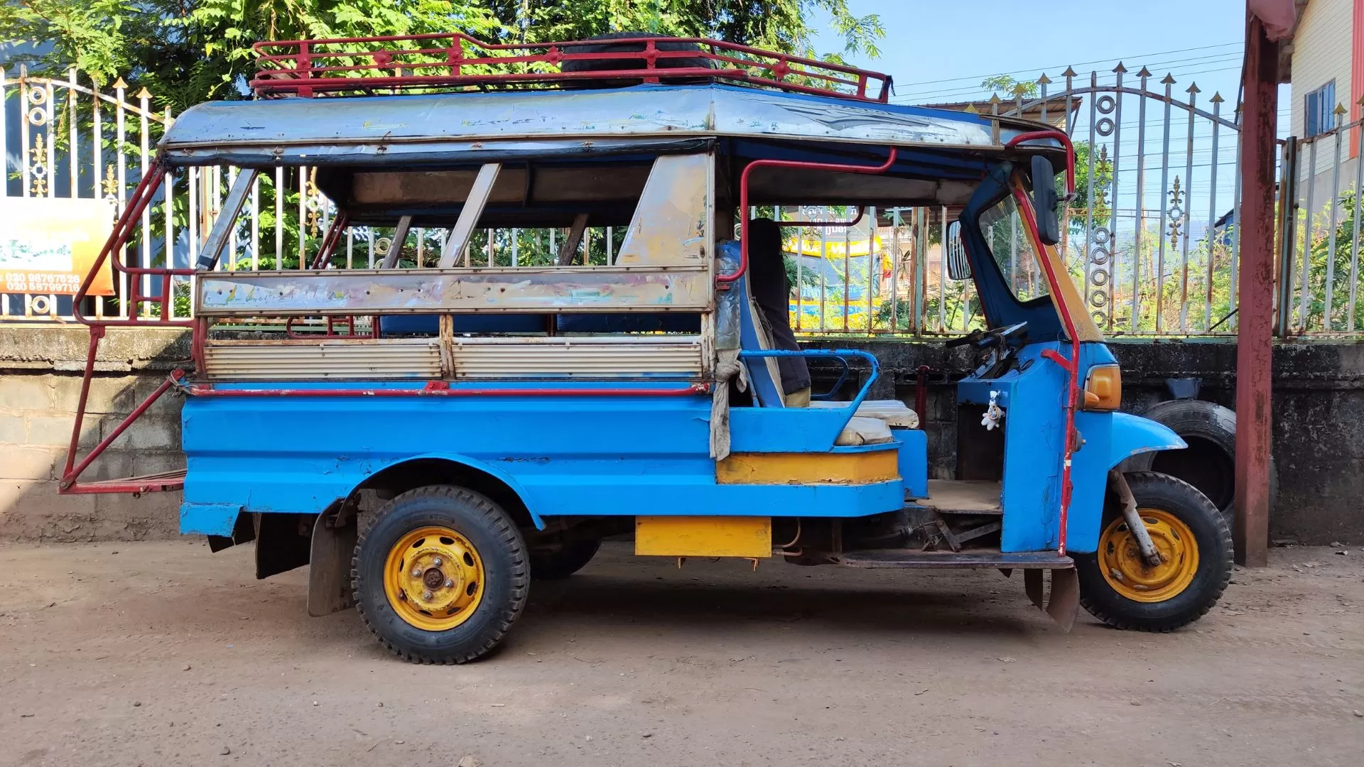 Tuk-tuk au Laos