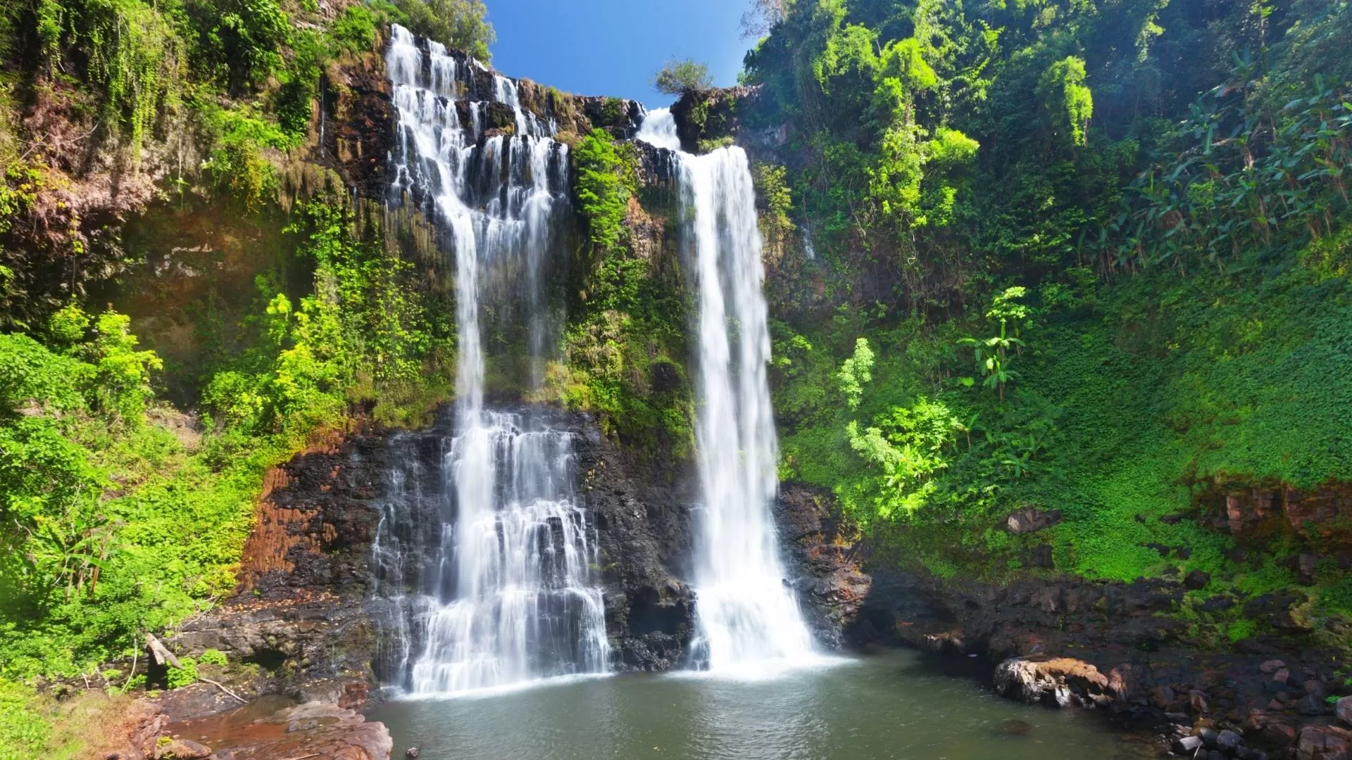 Tad Yuang waterfalls
