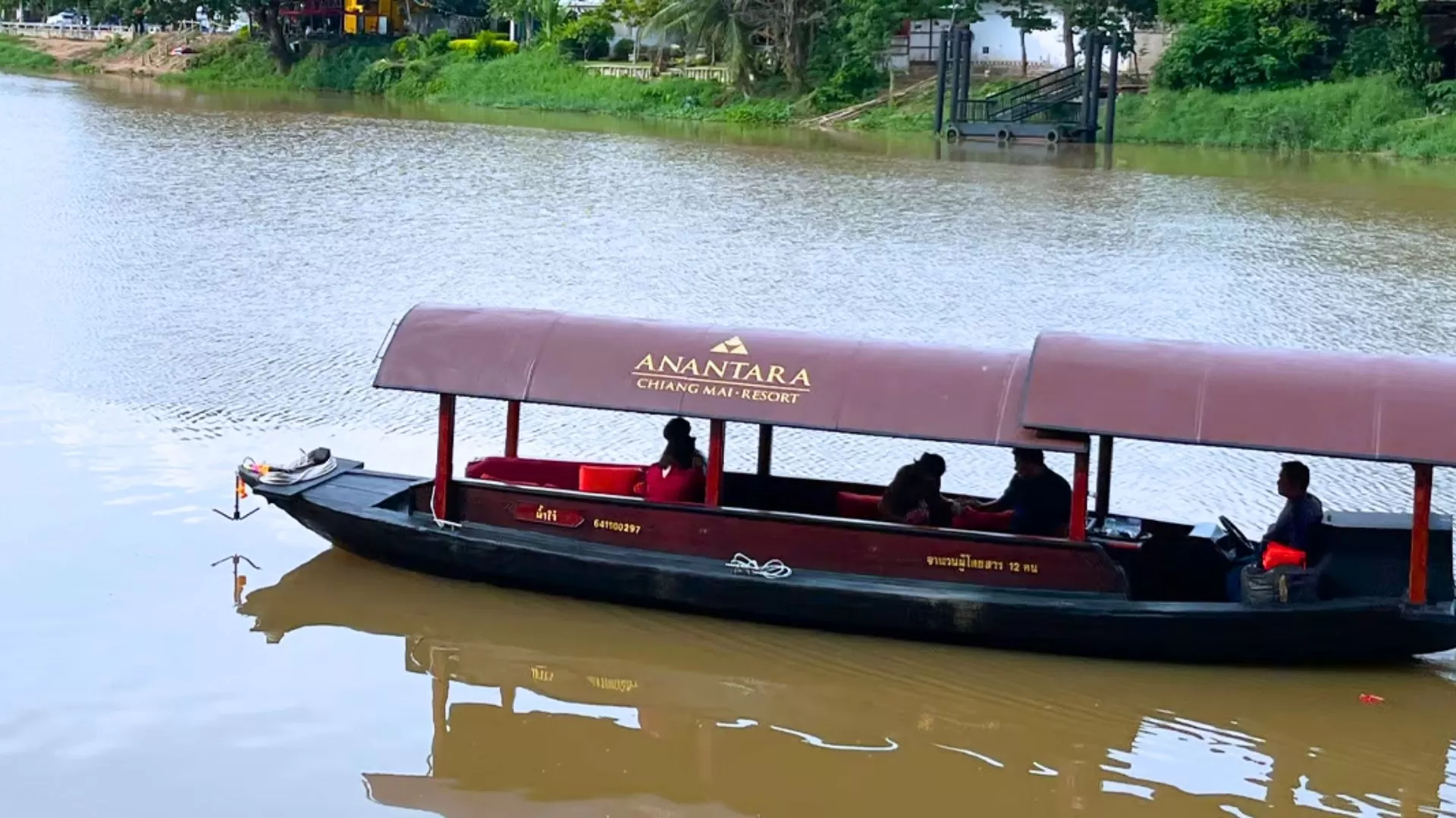 Cruise on the Mae Ping river