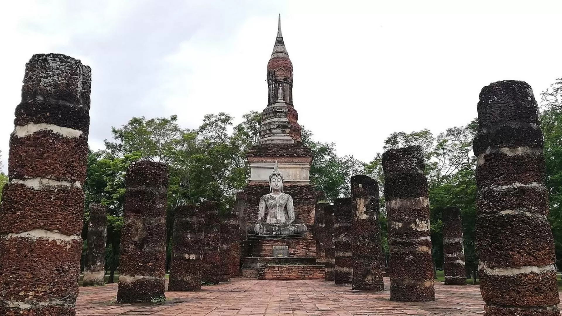 Wat Traphang Ngoen