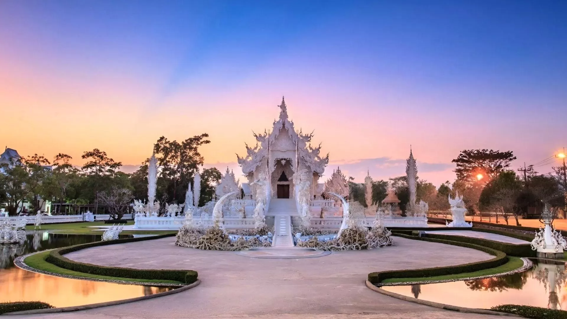 White Temple in Chiang Rai