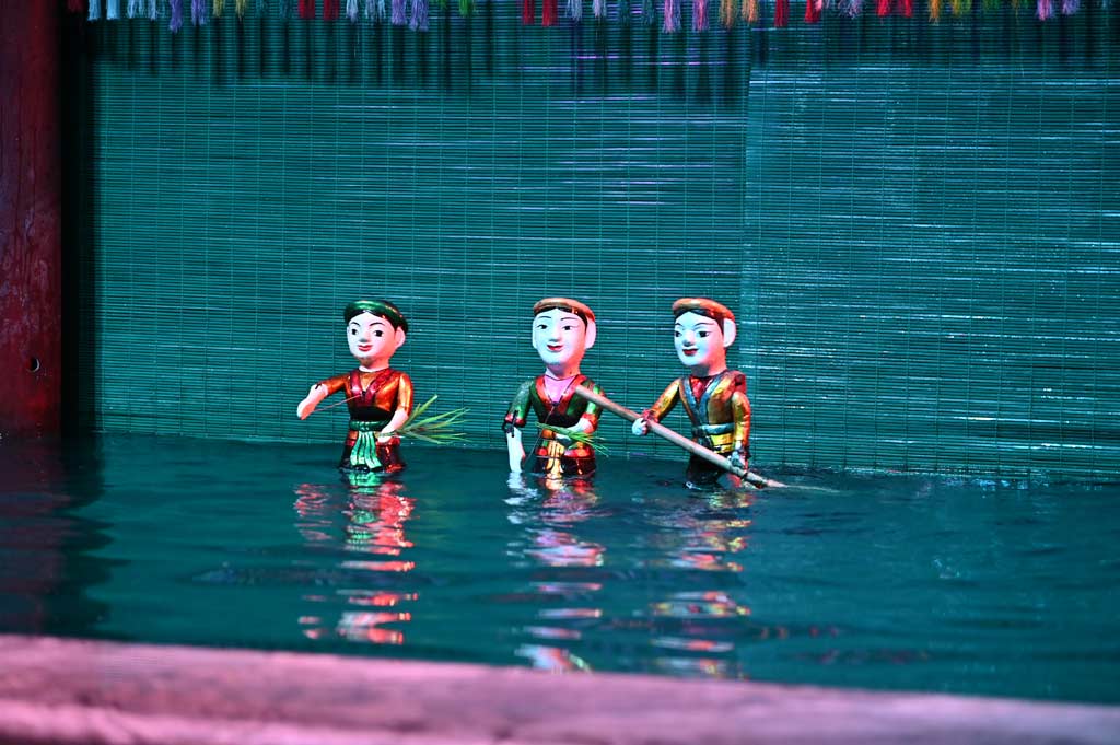 Spectacle de marionnettes sur l’eau