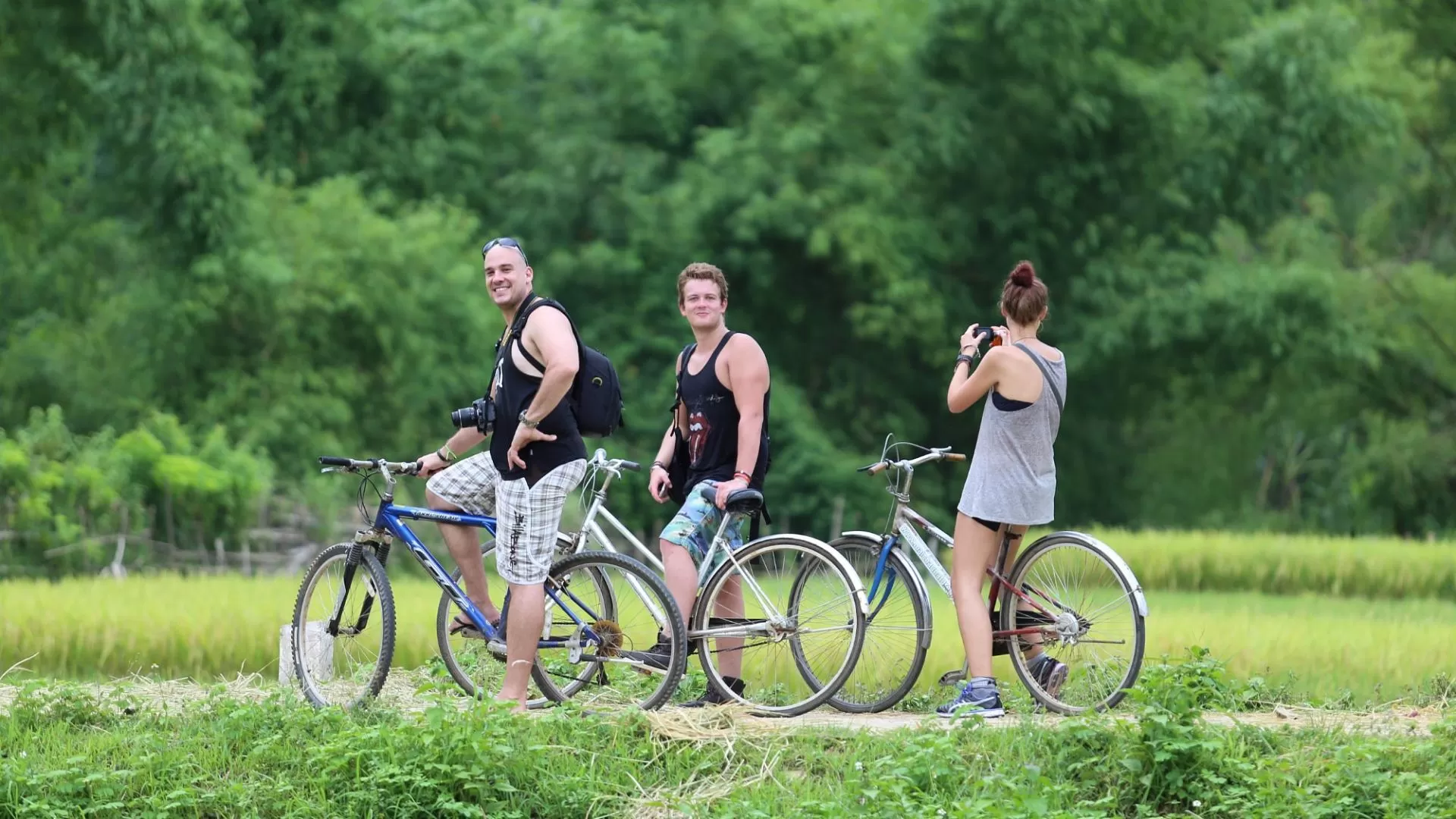 Cycling through peaceful paths between the rice paddies