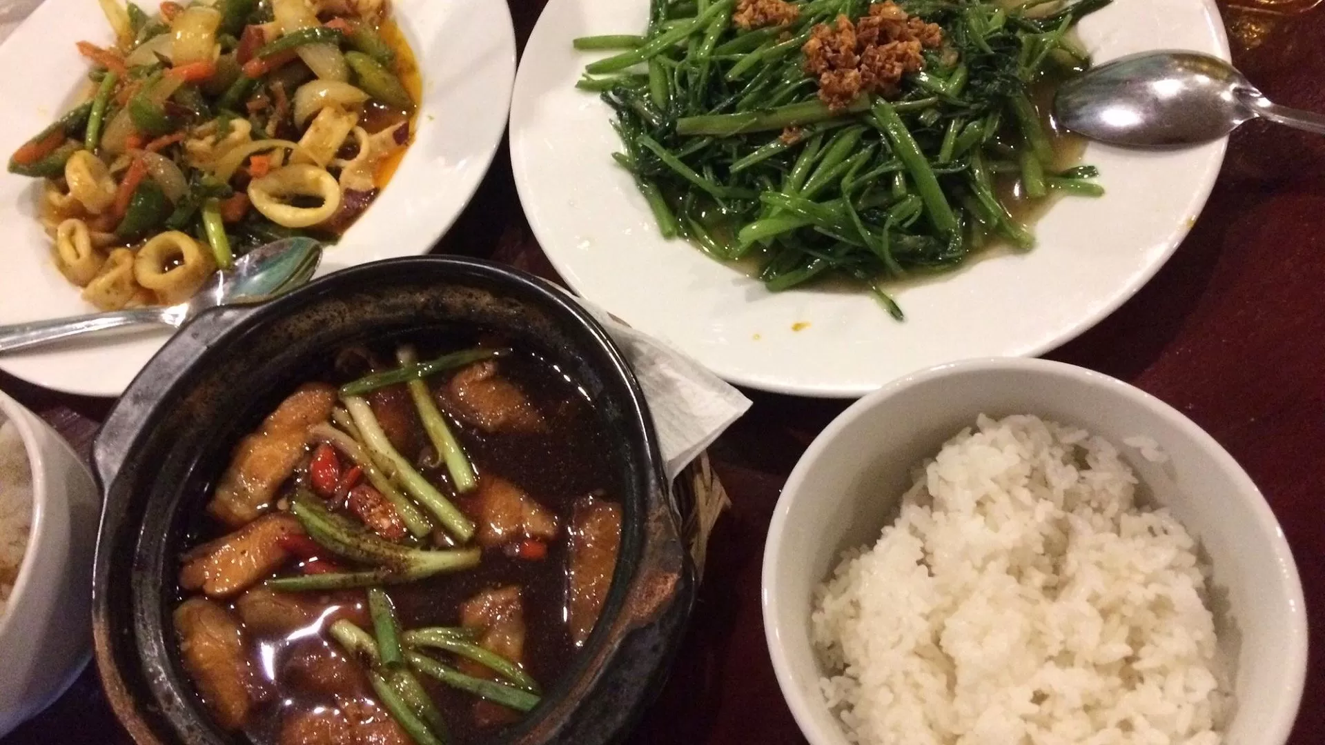 Vietnamese dishes at Family Inn Phu Quoc