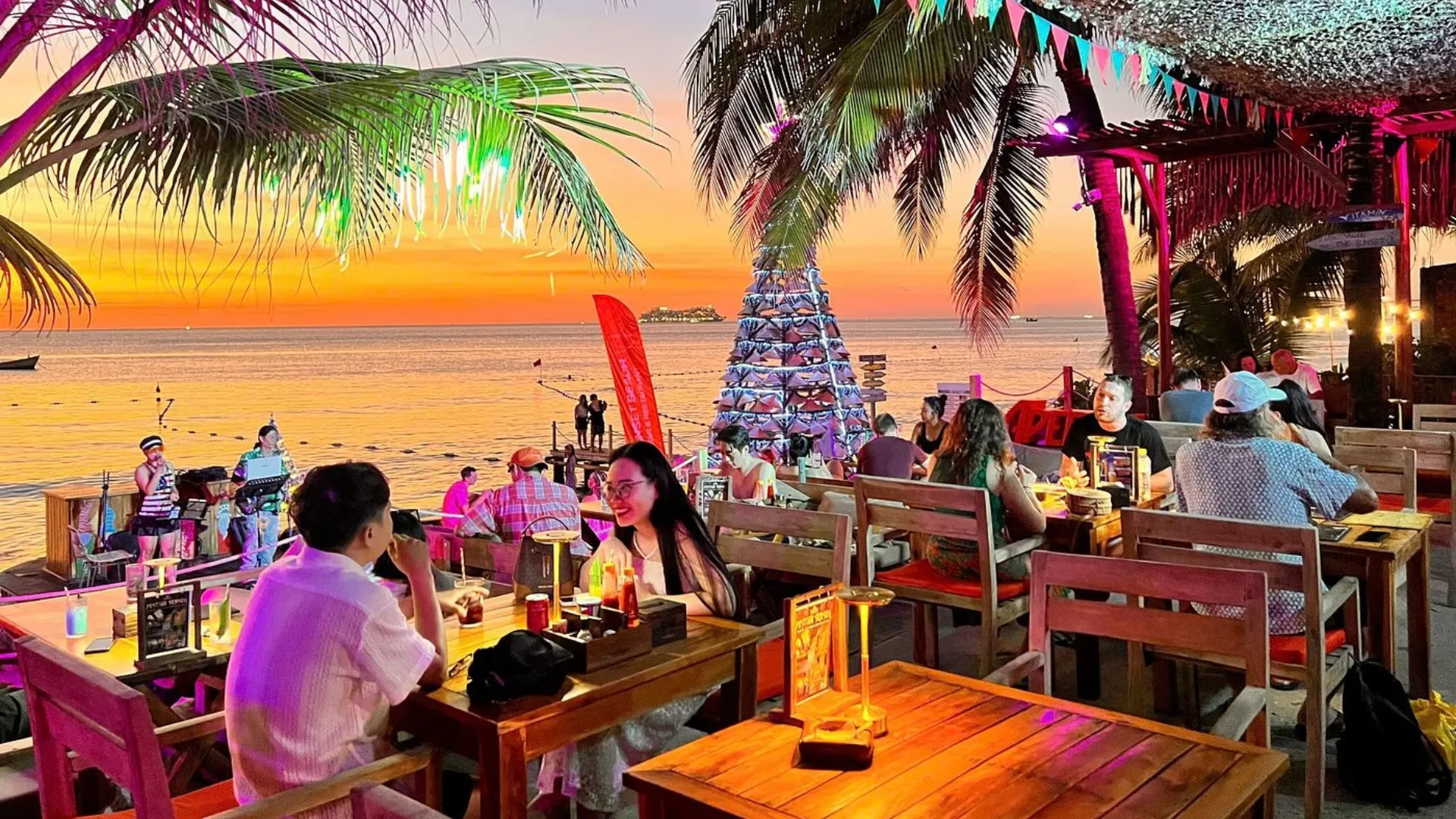 Sunset Beach Bar & Restaurant