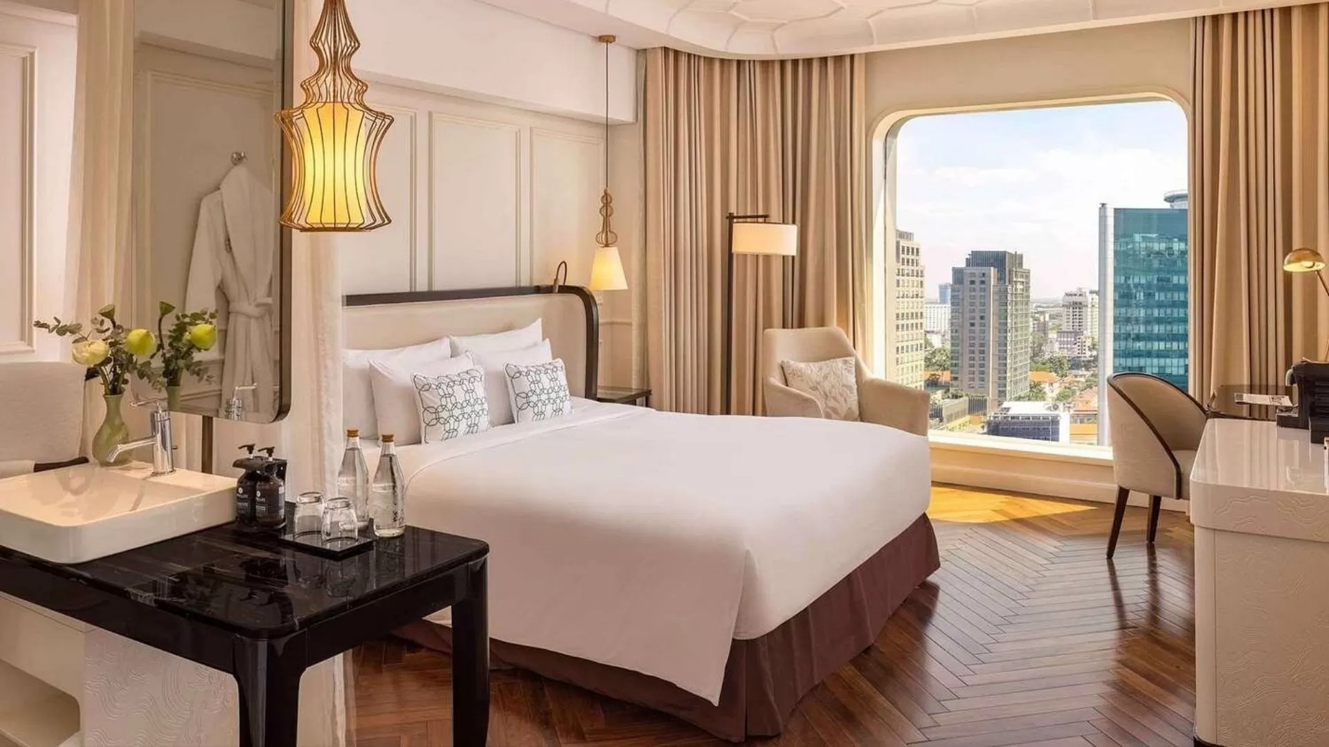 Hotel des arts Saigon