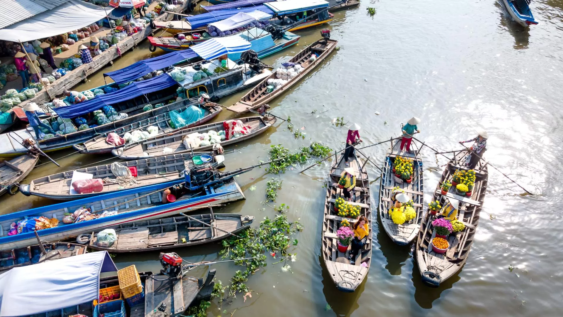 Long Xuyen Floating Market