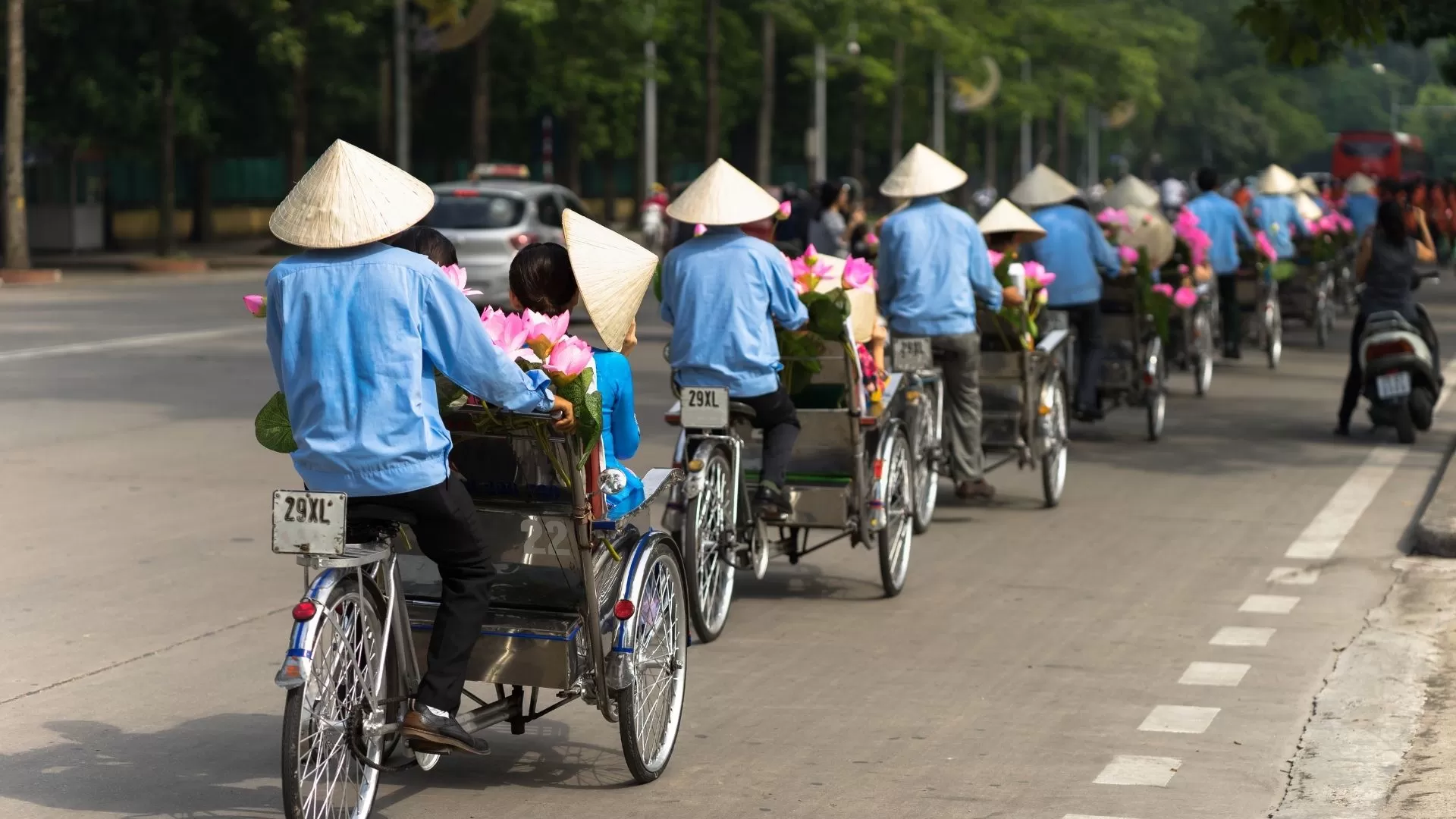 Take a cyclo ride to explore Hanoi's Old Quarter